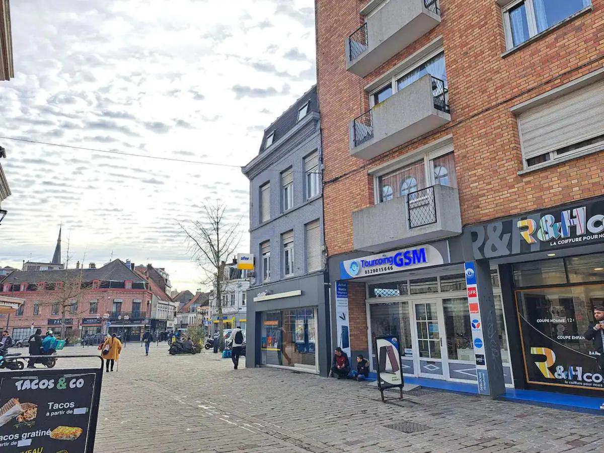 Magnifique T3 Avec Balcon Au Pied Du Metro Colbert Apartment Tourcoing Luaran gambar